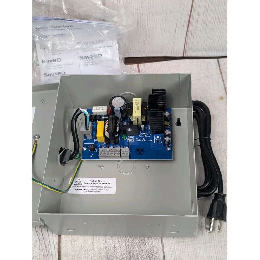 ALTRONIX SAV4D 12VDC @ 5A PTC Outputs 4 Output CCTV Power Supply - New OPEN BOX